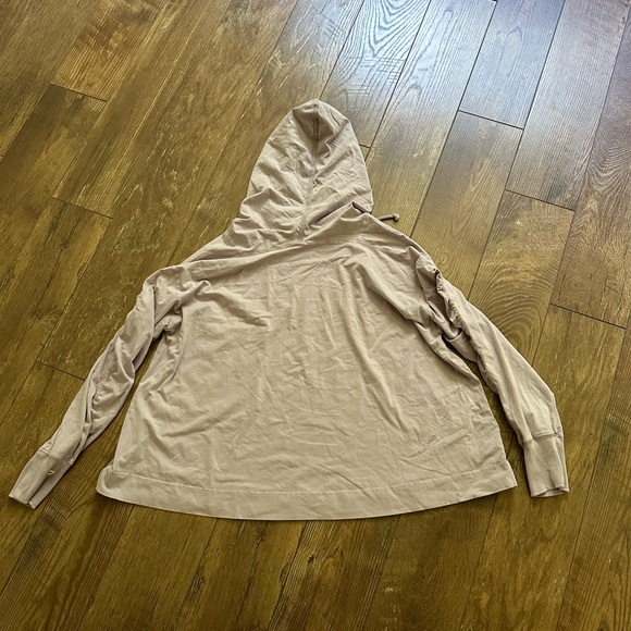 NWOT -FP Movement Hot Shot Layer Size Small - Lavender - Picture 6 of 6